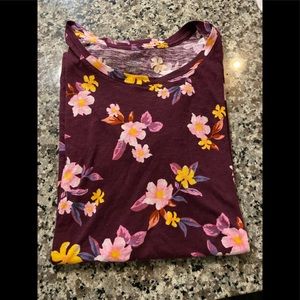 Victoria’s Secret Pink Tee Size S Never Worn